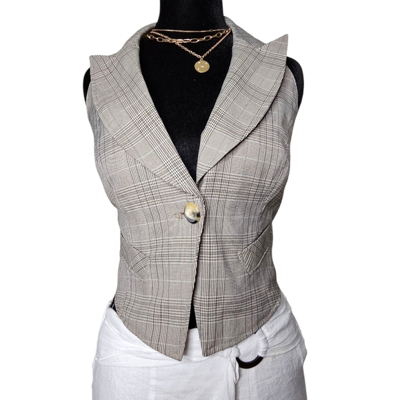 Rampage Jackets & Blazers - Vintage Rampage Women's Checkered Beige Vest Sz M